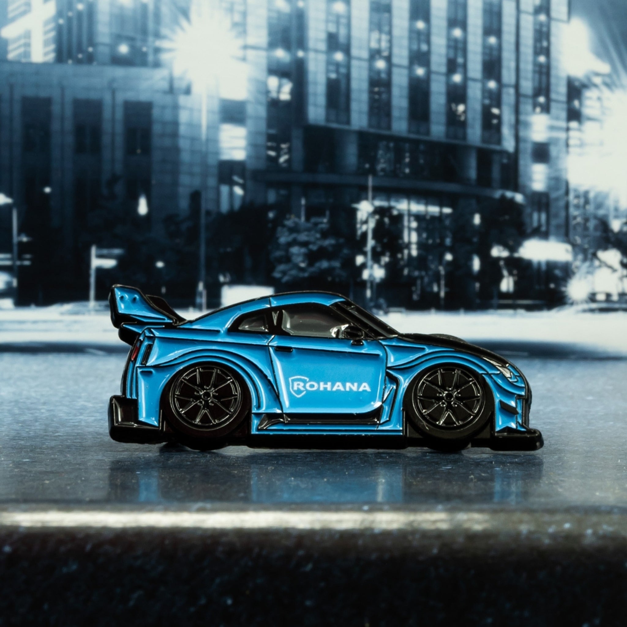 Limited Edition – Rohana RFG15 GTR Pin